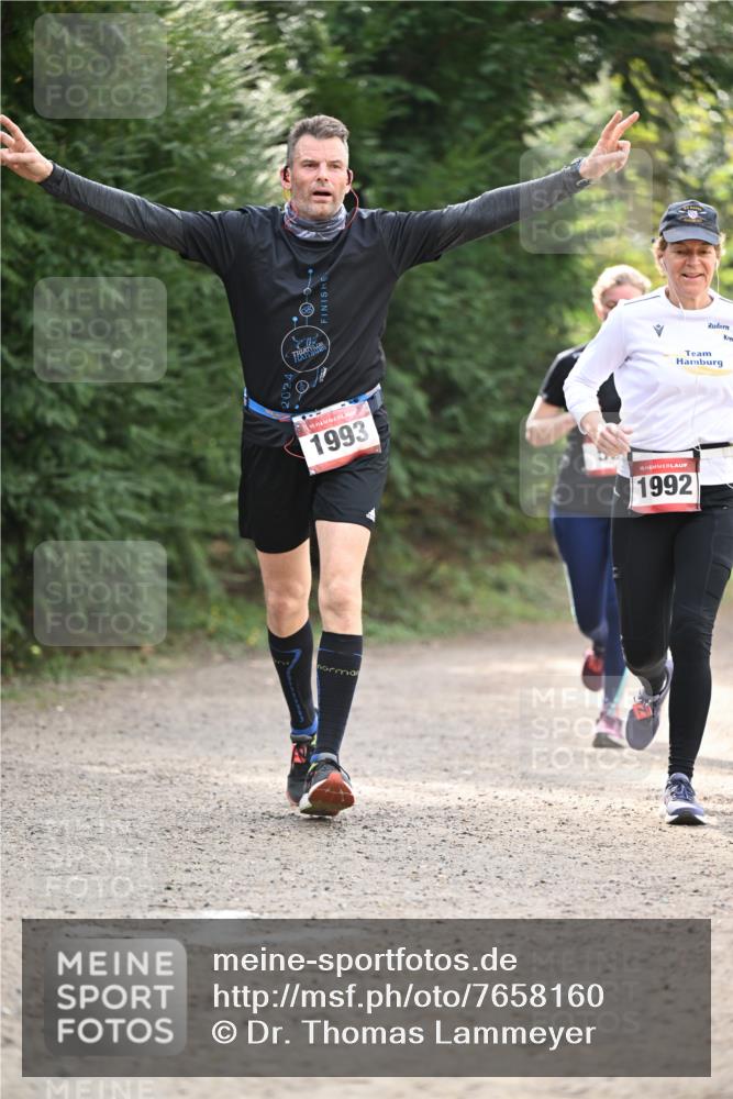 13.04.2025 - Hammer Lauf Dr. Thomas Lammeyer http://msf.ph/oto/7658160 13.04.2025 10:45:27 Laufen 15, 1993, 15, 1992 meine-sportfotos.de