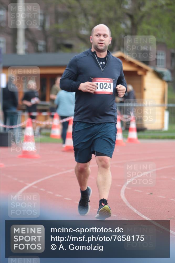 13.04.2025 - Hammer Lauf A. Gomolzig http://msf.ph/oto/7658175 13.04.2025 10:17:38 Ziel 589, 896, 1024 meine-sportfotos.de