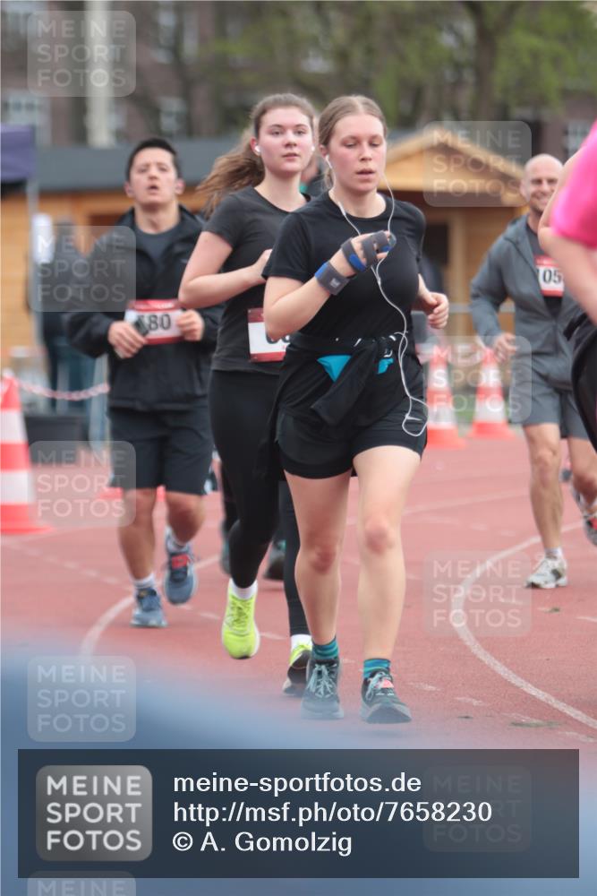 13.04.2025 - Hammer Lauf A. Gomolzig http://msf.ph/oto/7658230 13.04.2025 10:18:04 Ziel 346, 561, 562, 580, 666, 856, 895, 1053, 1054 meine-sportfotos.de
