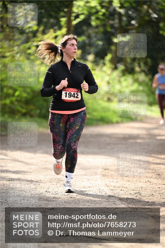 13.04.2025 - Hammer Lauf Dr. Thomas Lammeyer http://msf.ph/oto/7658273 13.04.2025 10:46:01 Laufen 15, 1942 meine-sportfotos.de