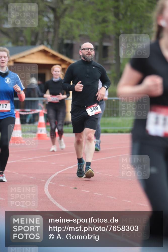 13.04.2025 - Hammer Lauf A. Gomolzig http://msf.ph/oto/7658303 13.04.2025 10:18:28 Ziel 345, 349, 717, 1228, 1231 meine-sportfotos.de