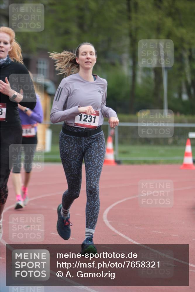13.04.2025 - Hammer Lauf A. Gomolzig http://msf.ph/oto/7658321 13.04.2025 10:18:34 Ziel 184, 1228, 1231 meine-sportfotos.de