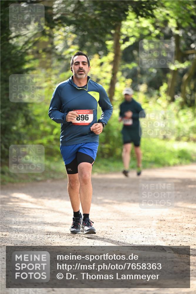 13.04.2025 - Hammer Lauf Dr. Thomas Lammeyer http://msf.ph/oto/7658363 13.04.2025 10:46:35 Laufen 896 meine-sportfotos.de