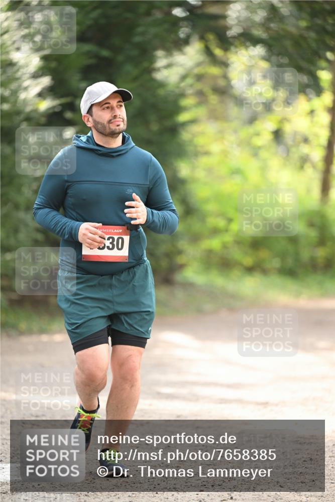 13.04.2025 - Hammer Lauf Dr. Thomas Lammeyer http://msf.ph/oto/7658385 13.04.2025 10:46:43 Laufen 30 meine-sportfotos.de