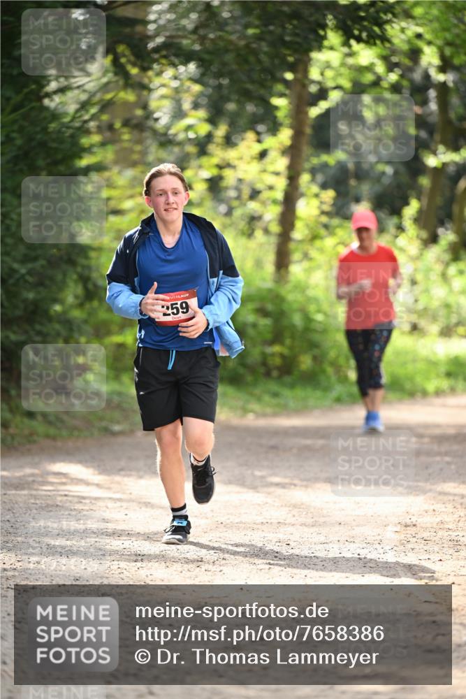 13.04.2025 - Hammer Lauf Dr. Thomas Lammeyer http://msf.ph/oto/7658386 13.04.2025 10:46:55 Laufen 259 meine-sportfotos.de
