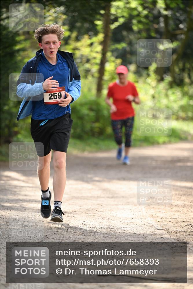 13.04.2025 - Hammer Lauf Dr. Thomas Lammeyer http://msf.ph/oto/7658393 13.04.2025 10:46:56 Laufen 15, 259 meine-sportfotos.de