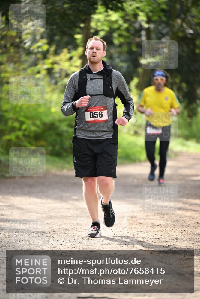 13.04.2025 - Hammer Lauf Dr. Thomas Lammeyer http://msf.ph/oto/7658415 13.04.2025 10:47:28 Laufen 15, 856 meine-sportfotos.de