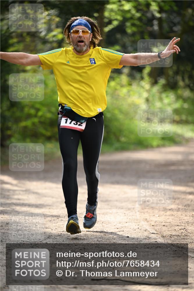 13.04.2025 - Hammer Lauf Dr. Thomas Lammeyer http://msf.ph/oto/7658434 13.04.2025 10:47:32 Laufen 1732 meine-sportfotos.de