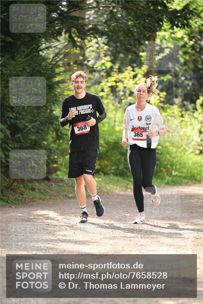 13.04.2025 - Hammer Lauf Dr. Thomas Lammeyer http://msf.ph/oto/7658528 13.04.2025 10:48:07 Laufen 368, 365 meine-sportfotos.de