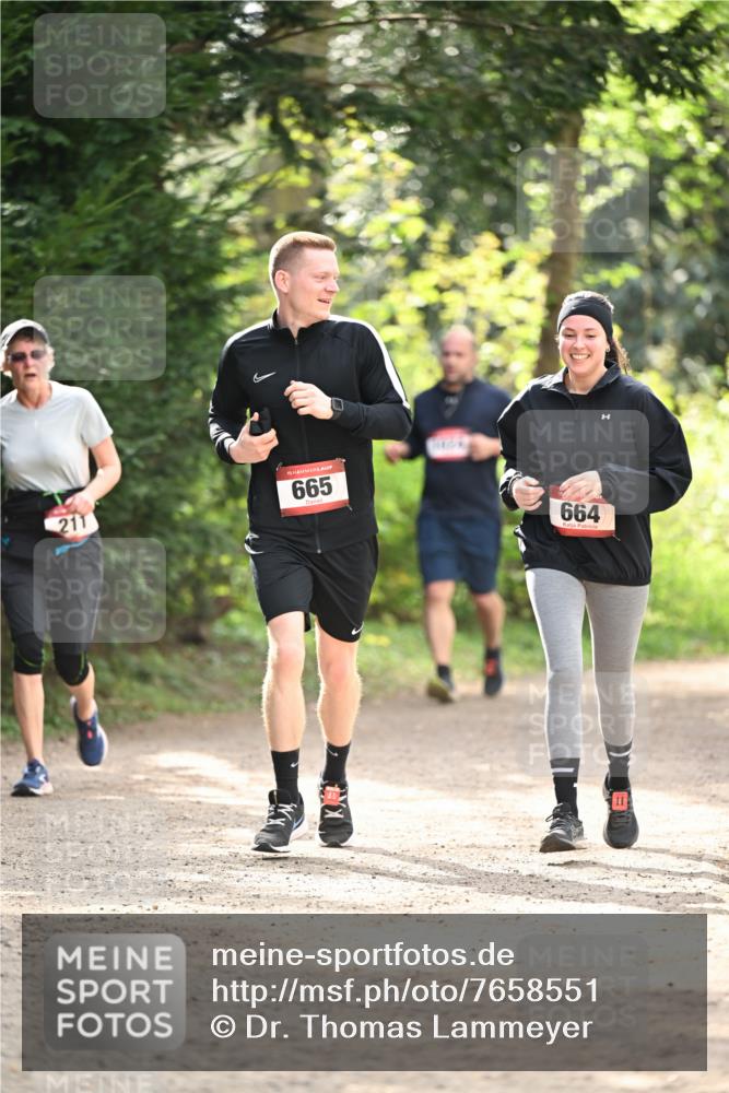 13.04.2025 - Hammer Lauf Dr. Thomas Lammeyer http://msf.ph/oto/7658551 13.04.2025 10:48:15 Laufen 211, 15, 665, 664 meine-sportfotos.de