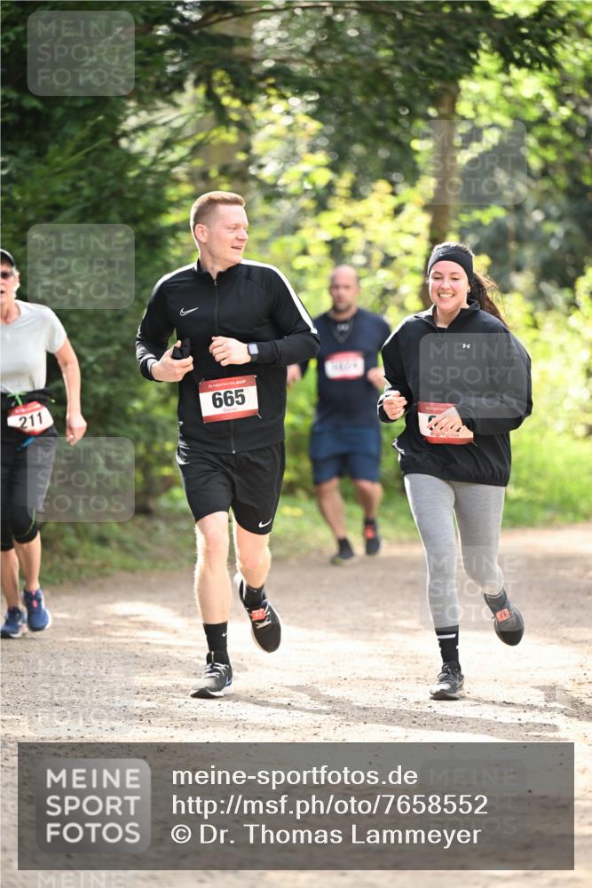 13.04.2025 - Hammer Lauf Dr. Thomas Lammeyer http://msf.ph/oto/7658552 13.04.2025 10:48:15 Laufen 211, 15, 665, 15 meine-sportfotos.de