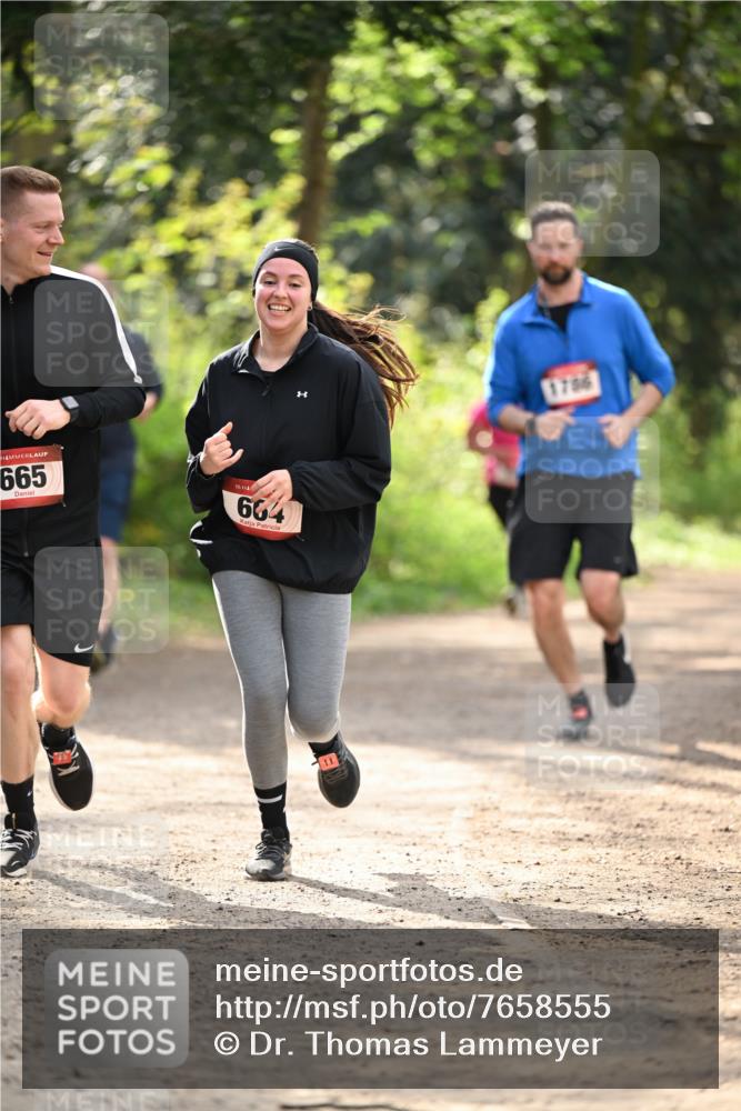 13.04.2025 - Hammer Lauf Dr. Thomas Lammeyer http://msf.ph/oto/7658555 13.04.2025 10:48:16 Laufen 665, 15, 664 meine-sportfotos.de