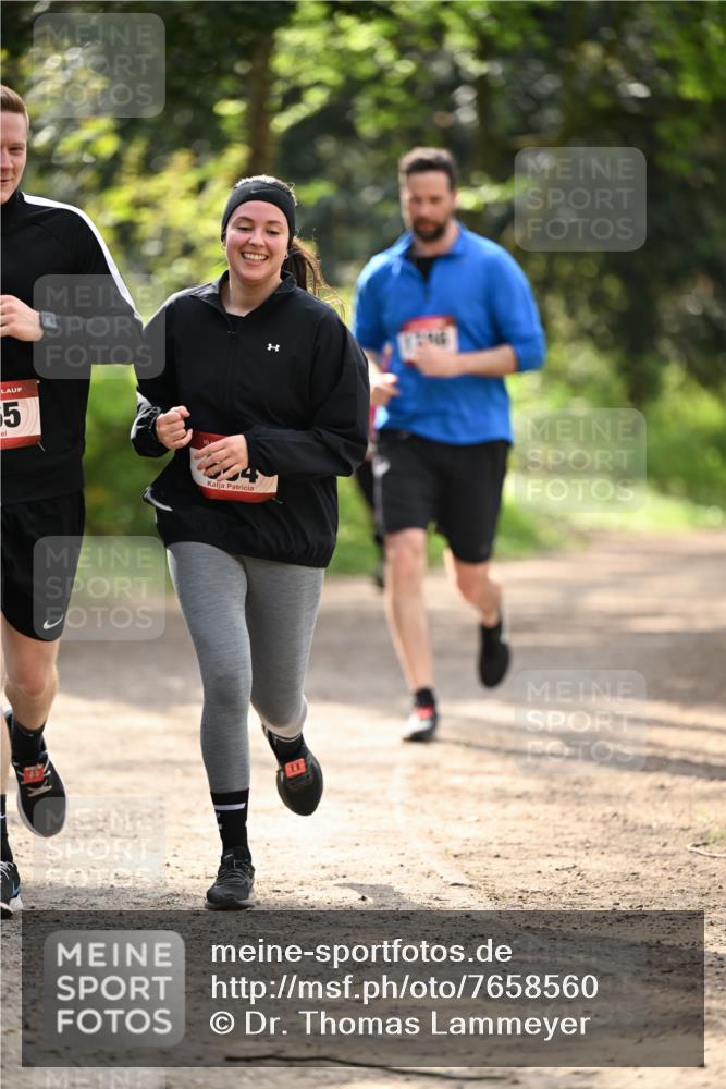13.04.2025 - Hammer Lauf Dr. Thomas Lammeyer http://msf.ph/oto/7658560 13.04.2025 10:48:17 Laufen 55, 196 meine-sportfotos.de