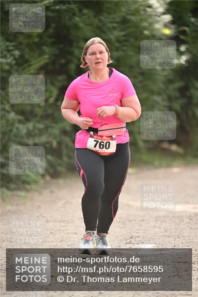 13.04.2025 - Hammer Lauf Dr. Thomas Lammeyer http://msf.ph/oto/7658595 13.04.2025 10:48:25 Laufen 760 meine-sportfotos.de