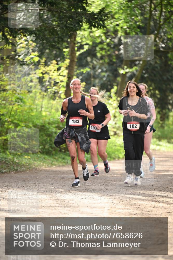 13.04.2025 - Hammer Lauf Dr. Thomas Lammeyer http://msf.ph/oto/7658626 13.04.2025 10:48:38 Laufen 15, 183, 193, 182 meine-sportfotos.de