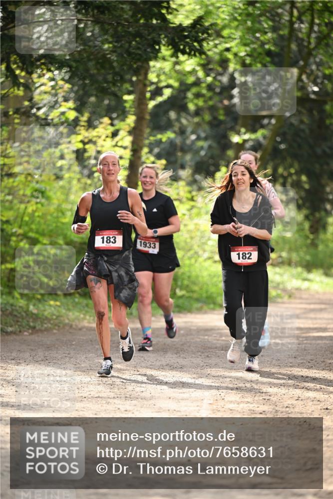 13.04.2025 - Hammer Lauf Dr. Thomas Lammeyer http://msf.ph/oto/7658631 13.04.2025 10:48:39 Laufen 15, 183, 1933, 182 meine-sportfotos.de