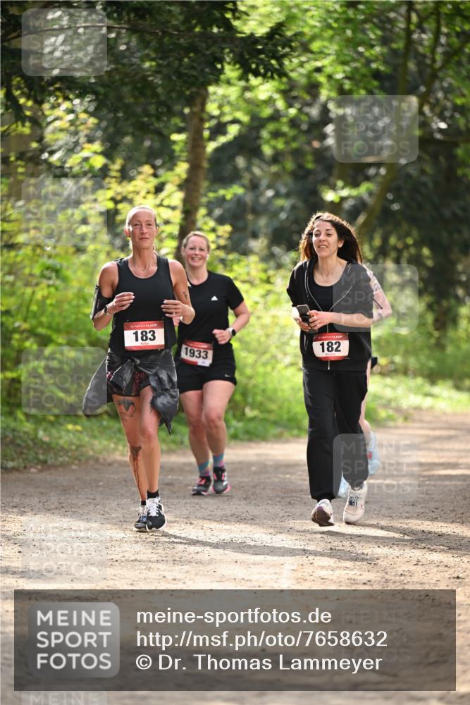 13.04.2025 - Hammer Lauf Dr. Thomas Lammeyer http://msf.ph/oto/7658632 13.04.2025 10:48:39 Laufen 15, 183, 1933, 182 meine-sportfotos.de