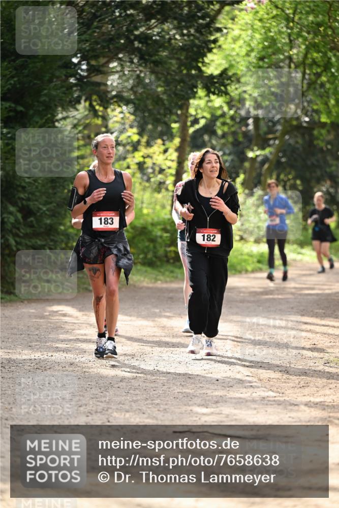 13.04.2025 - Hammer Lauf Dr. Thomas Lammeyer http://msf.ph/oto/7658638 13.04.2025 10:48:41 Laufen 15, 183, 182 meine-sportfotos.de
