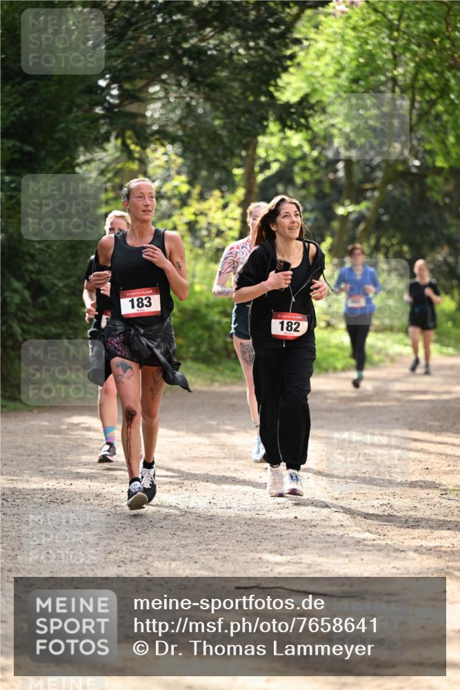 13.04.2025 - Hammer Lauf Dr. Thomas Lammeyer http://msf.ph/oto/7658641 13.04.2025 10:48:41 Laufen 15, 183, 182 meine-sportfotos.de