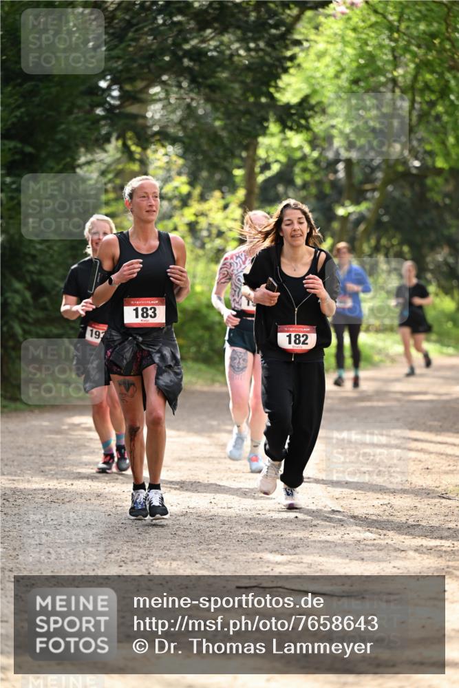 13.04.2025 - Hammer Lauf Dr. Thomas Lammeyer http://msf.ph/oto/7658643 13.04.2025 10:48:42 Laufen 193, 15, 183, 15, 182 meine-sportfotos.de