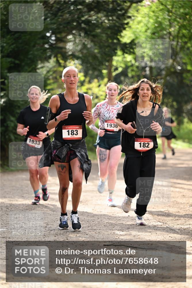 13.04.2025 - Hammer Lauf Dr. Thomas Lammeyer http://msf.ph/oto/7658648 13.04.2025 10:48:42 Laufen 1933, 15, 183, 1936, 15, 182 meine-sportfotos.de