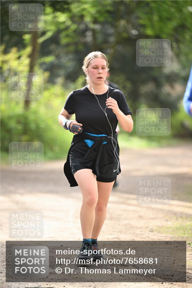 13.04.2025 - Hammer Lauf Dr. Thomas Lammeyer http://msf.ph/oto/7658681 13.04.2025 10:48:51 Laufen  meine-sportfotos.de