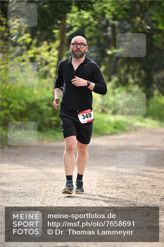 13.04.2025 - Hammer Lauf Dr. Thomas Lammeyer http://msf.ph/oto/7658691 13.04.2025 10:48:53 Laufen 349, 136 meine-sportfotos.de