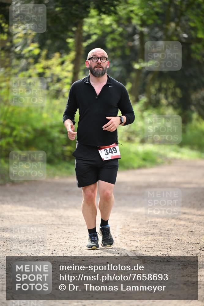 13.04.2025 - Hammer Lauf Dr. Thomas Lammeyer http://msf.ph/oto/7658693 13.04.2025 10:48:53 Laufen 15, 349, 136 meine-sportfotos.de