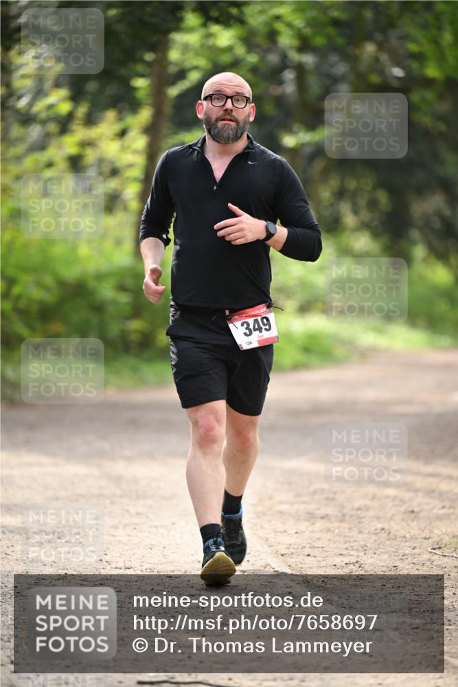 13.04.2025 - Hammer Lauf Dr. Thomas Lammeyer http://msf.ph/oto/7658697 13.04.2025 10:48:54 Laufen 15, 349, 136 meine-sportfotos.de