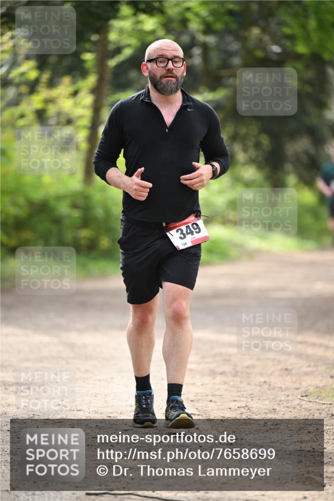 13.04.2025 - Hammer Lauf Dr. Thomas Lammeyer http://msf.ph/oto/7658699 13.04.2025 10:48:54 Laufen 15, 349, 136 meine-sportfotos.de