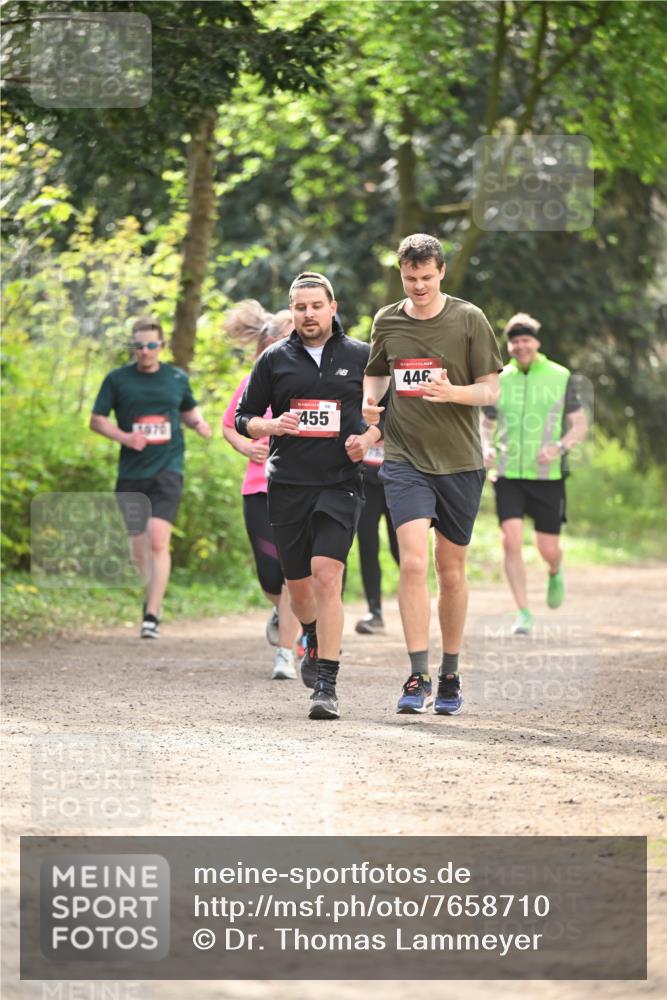 13.04.2025 - Hammer Lauf Dr. Thomas Lammeyer http://msf.ph/oto/7658710 13.04.2025 10:49:01 Laufen 69, 455, 446 meine-sportfotos.de