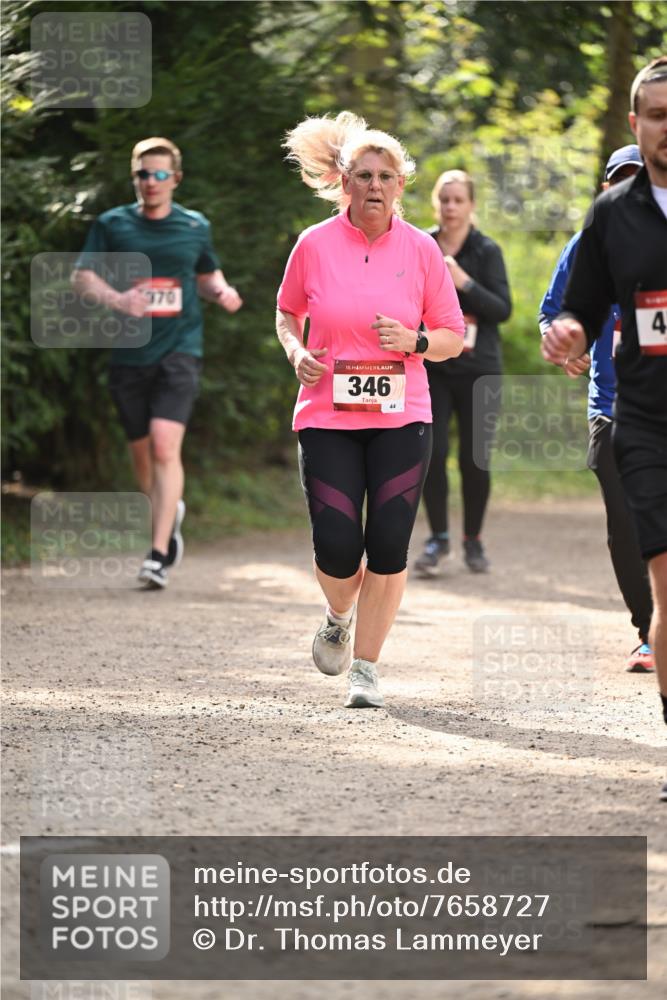 13.04.2025 - Hammer Lauf Dr. Thomas Lammeyer http://msf.ph/oto/7658727 13.04.2025 10:49:04 Laufen 2370, 15, 346, 44, 4 meine-sportfotos.de