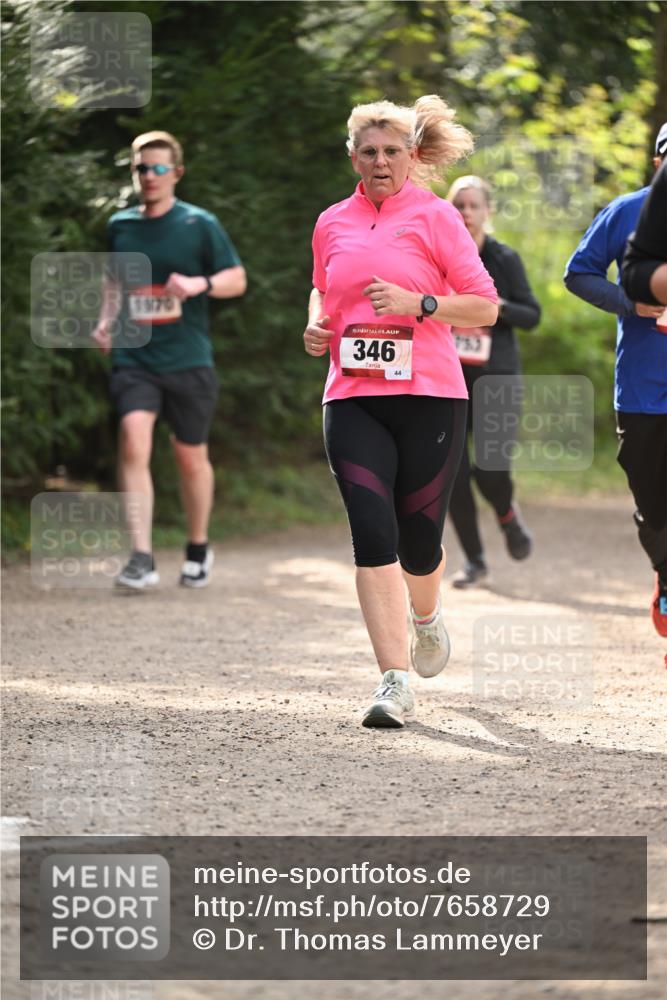 13.04.2025 - Hammer Lauf Dr. Thomas Lammeyer http://msf.ph/oto/7658729 13.04.2025 10:49:05 Laufen 1970, 346, 44, 753 meine-sportfotos.de