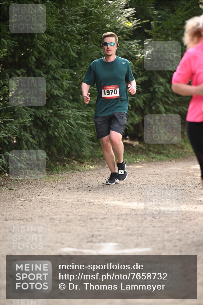 13.04.2025 - Hammer Lauf Dr. Thomas Lammeyer http://msf.ph/oto/7658732 13.04.2025 10:49:06 Laufen 1970 meine-sportfotos.de