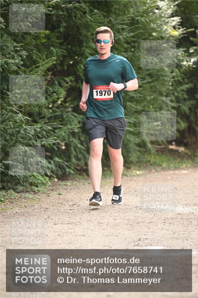 13.04.2025 - Hammer Lauf Dr. Thomas Lammeyer http://msf.ph/oto/7658741 13.04.2025 10:49:07 Laufen 15, 1970 meine-sportfotos.de