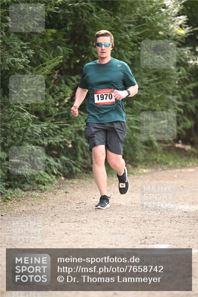 13.04.2025 - Hammer Lauf Dr. Thomas Lammeyer http://msf.ph/oto/7658742 13.04.2025 10:49:07 Laufen 15, 1970 meine-sportfotos.de