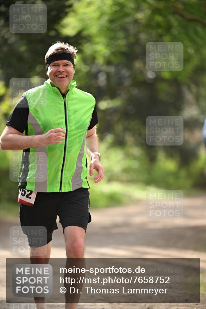 13.04.2025 - Hammer Lauf Dr. Thomas Lammeyer http://msf.ph/oto/7658752 13.04.2025 10:49:09 Laufen 52 meine-sportfotos.de