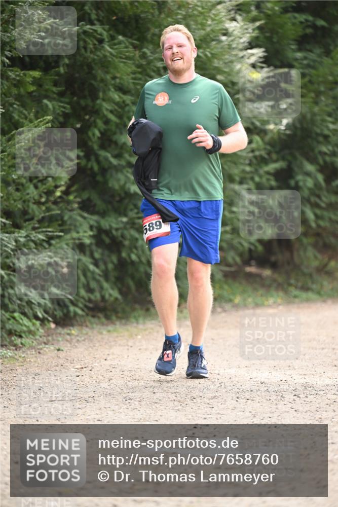13.04.2025 - Hammer Lauf Dr. Thomas Lammeyer http://msf.ph/oto/7658760 13.04.2025 10:49:19 Laufen 589 meine-sportfotos.de