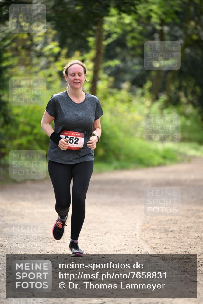 13.04.2025 - Hammer Lauf Dr. Thomas Lammeyer http://msf.ph/oto/7658831 13.04.2025 10:50:02 Laufen 15, 52 meine-sportfotos.de