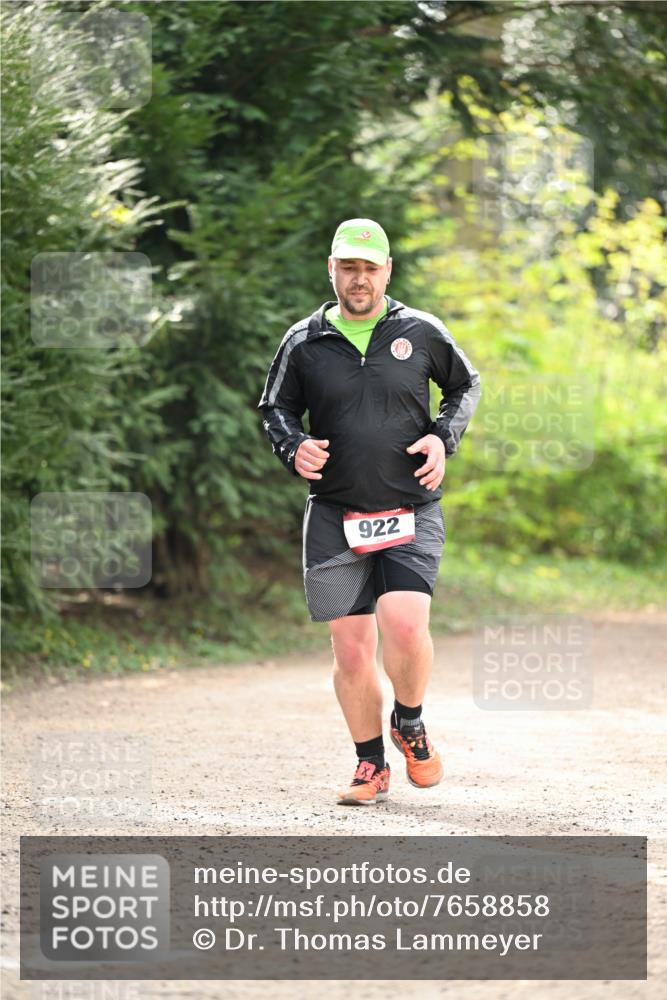 13.04.2025 - Hammer Lauf Dr. Thomas Lammeyer http://msf.ph/oto/7658858 13.04.2025 10:50:21 Laufen 922 meine-sportfotos.de