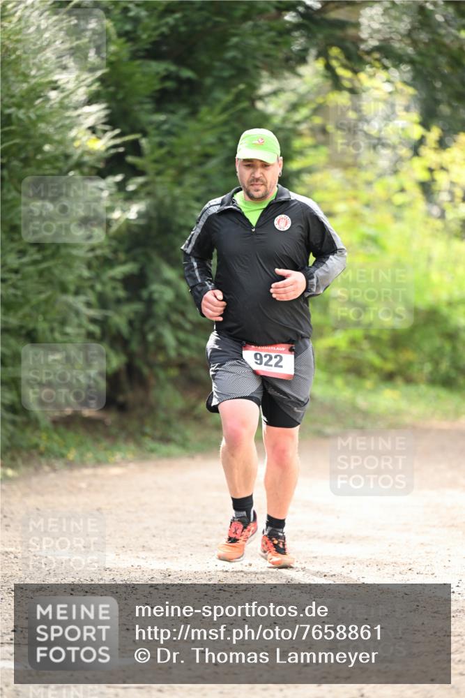 13.04.2025 - Hammer Lauf Dr. Thomas Lammeyer http://msf.ph/oto/7658861 13.04.2025 10:50:21 Laufen 922 meine-sportfotos.de