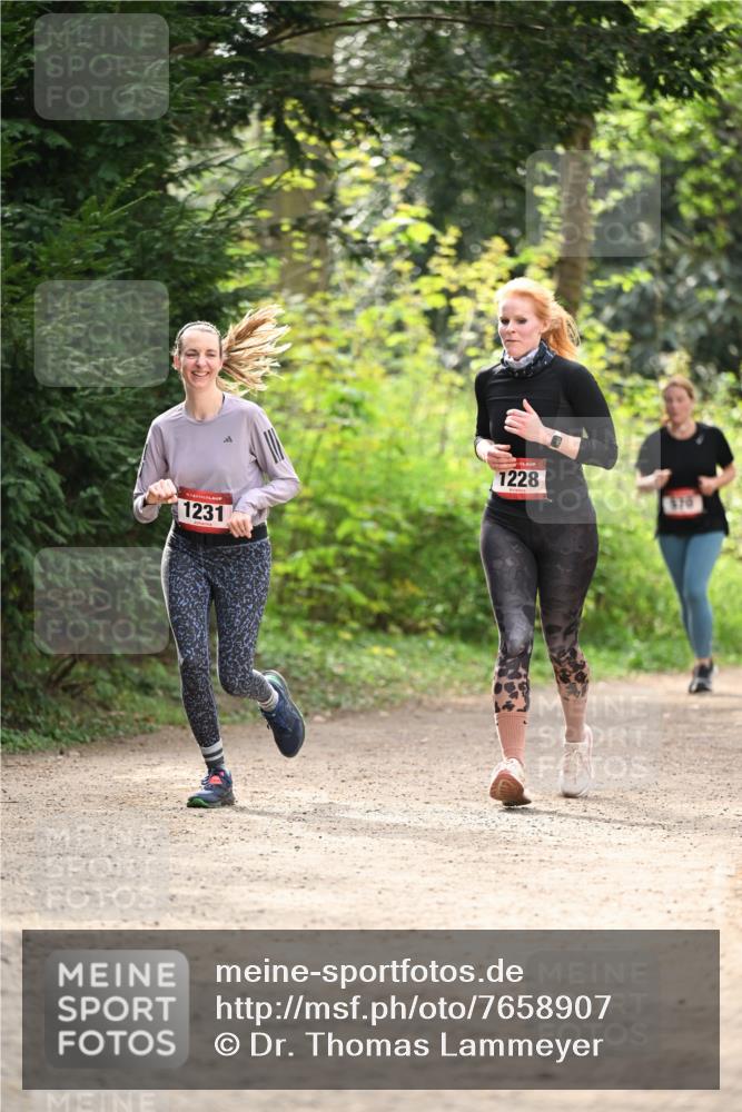 13.04.2025 - Hammer Lauf Dr. Thomas Lammeyer http://msf.ph/oto/7658907 13.04.2025 10:50:50 Laufen 1231, 1228 meine-sportfotos.de