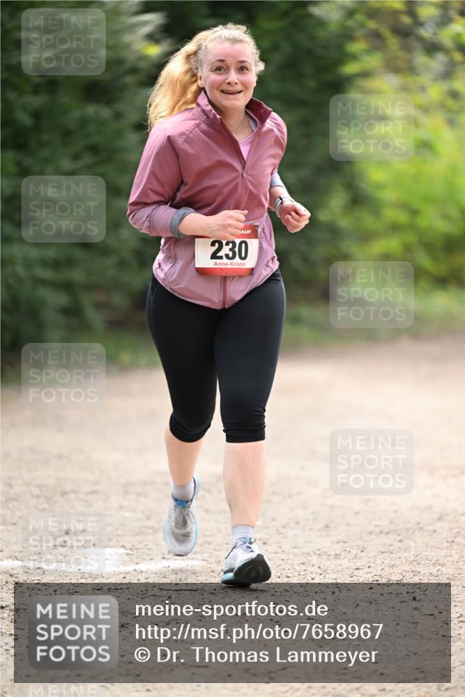 13.04.2025 - Hammer Lauf Dr. Thomas Lammeyer http://msf.ph/oto/7658967 13.04.2025 10:51:06 Laufen 230 meine-sportfotos.de