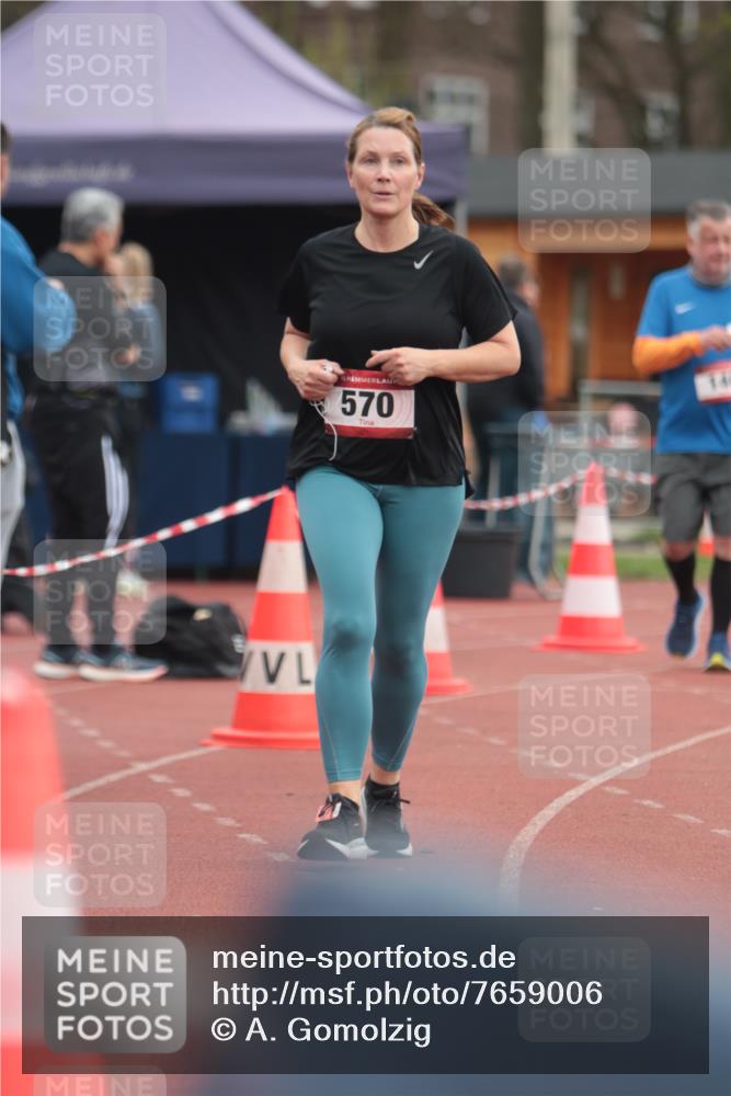 13.04.2025 - Hammer Lauf A. Gomolzig http://msf.ph/oto/7659006 13.04.2025 10:19:09 Ziel 140, 230, 570 meine-sportfotos.de