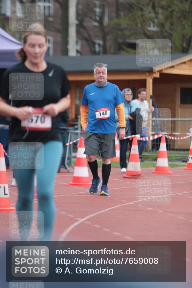 13.04.2025 - Hammer Lauf A. Gomolzig http://msf.ph/oto/7659008 13.04.2025 10:19:10 Ziel 140, 258, 419, 570 meine-sportfotos.de