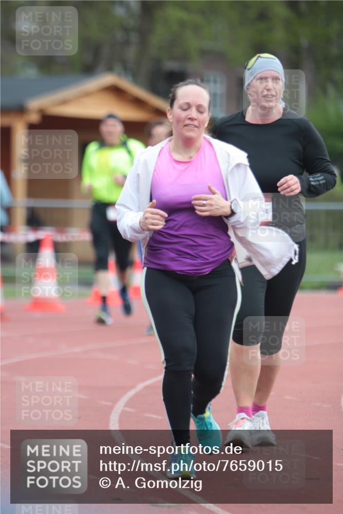 13.04.2025 - Hammer Lauf A. Gomolzig http://msf.ph/oto/7659015 13.04.2025 10:19:16 Ziel 139, 140, 258, 264, 419 meine-sportfotos.de
