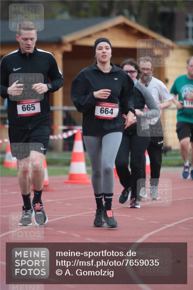 13.04.2025 - Hammer Lauf A. Gomolzig http://msf.ph/oto/7659035 13.04.2025 10:19:36 Ziel 268, 415, 664, 665 meine-sportfotos.de