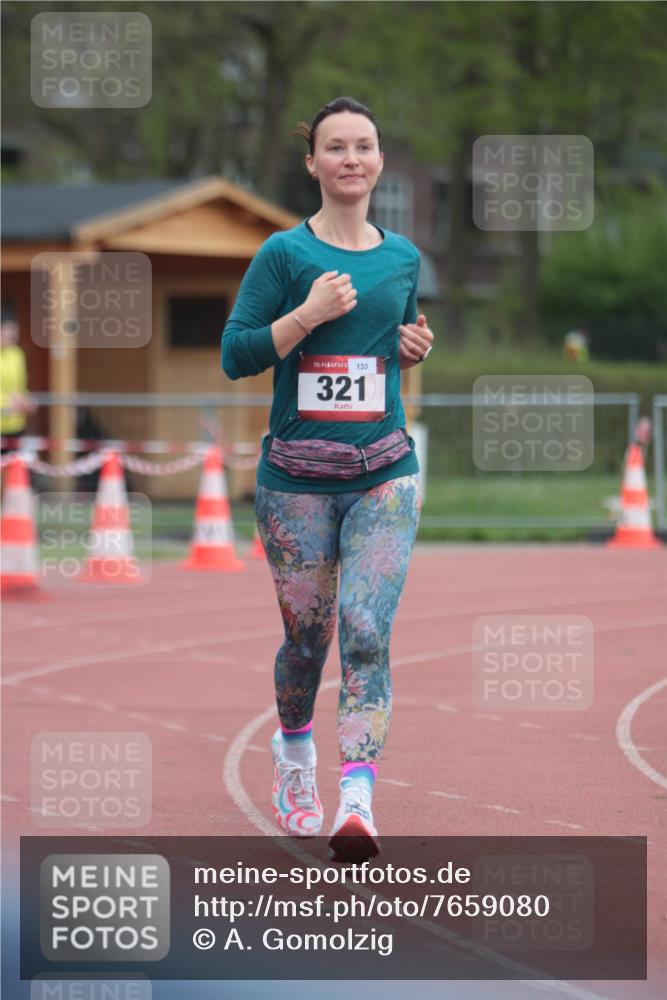 13.04.2025 - Hammer Lauf A. Gomolzig http://msf.ph/oto/7659080 13.04.2025 10:20:02 Ziel 321, 868 meine-sportfotos.de