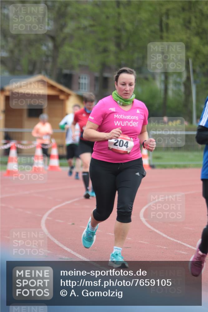 13.04.2025 - Hammer Lauf A. Gomolzig http://msf.ph/oto/7659105 13.04.2025 10:20:19 Ziel 138, 204, 281, 1082, 1908, 1910 meine-sportfotos.de