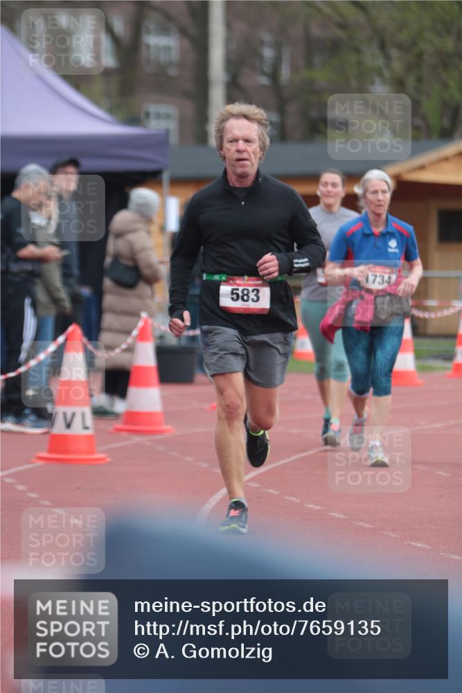 13.04.2025 - Hammer Lauf A. Gomolzig http://msf.ph/oto/7659135 13.04.2025 10:20:32 Ziel 347, 351, 583, 1142, 1269, 1270, 1734, 1767 meine-sportfotos.de